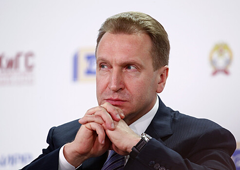 Игорь Шувалов заходит в Находку