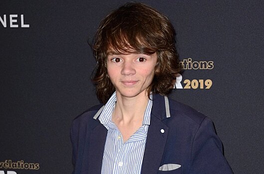 18-летний французский актер поразил публику внешностью 8-летнего мальчика