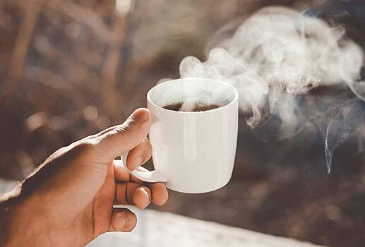Россиян предупредили об опасности попыток взбодриться с помощью «кофейной дремы»