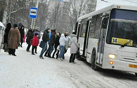 Член Общественной палаты предлагает понизить стоимость проезда в общественном транспорте