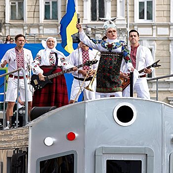 Эстетики больше, чем политики, а морали еще меньше. Долгое эхо главного праздника Украины