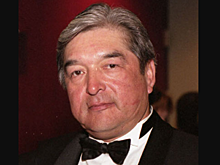 Актёр из «Зелёной мили» и «Танцев с волками» умер в больнице. Что случилось с Грэмом Грином