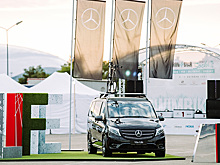 Mercedes-Benz стал участником триатлона IRONSTAR