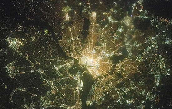 Космонавт с МКС сфотографировал ночной Вашингтон