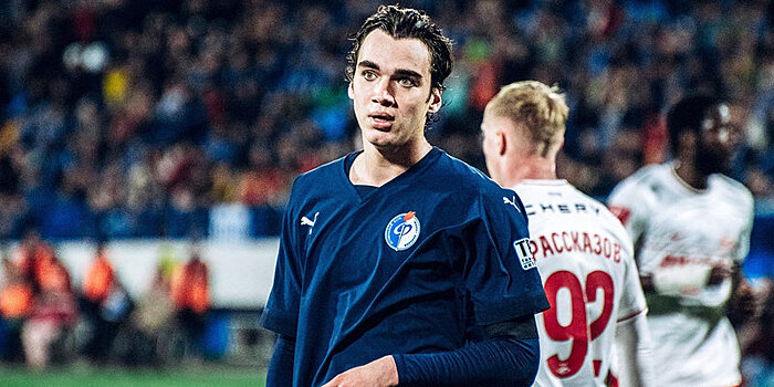 Футболист «Факела» Ивахнов пропустит около месяца после операции