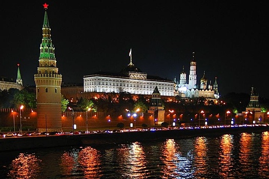 Протест под приглядом Кремля