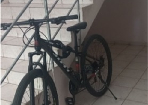 В Тольятти мужчина украл велосипед прямо с лестничной площадки