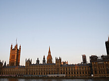 Что стоит за словами главы штаба обороны Великобритании о «политической войне» с Россией и Китаем