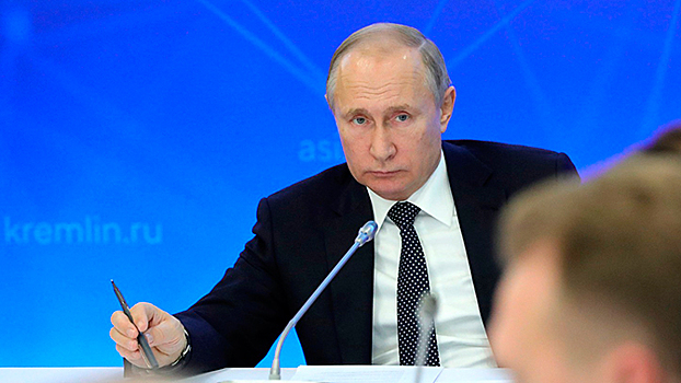 Путин назвал пережитком холодной войны курс на расширение НАТО