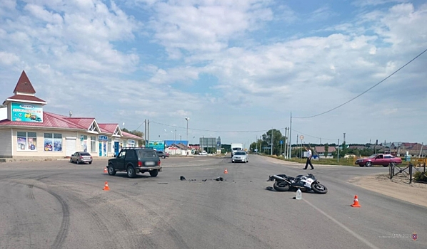 В Волгоградской области пенсионер за рулем авто сбил мотоциклистку