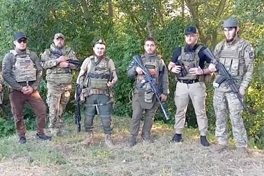 «Он не мужчина». Бойцы «Ахмата» осудили бизнес-тренера, похищенного в центре Москвы и обвиненного в экстремизме