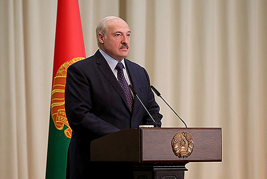Российский сенатор объяснил высокую поддержку Лукашенко среди населения