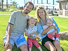 Даниил Медведев показал кадры с отпуска на Мальдивах: чем он занимается с семьёй, как учит дочь теннису и шахматам