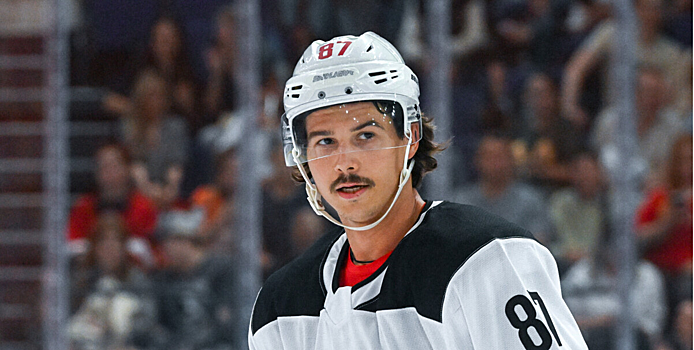 Касатонов о Голдобине: «В плей-офф не показал лидерских качеств, которых от него ждали «Спартак» и болельщики. Он усилит СКА, Ларионов найдет ему применение»