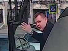 Уголовное дело завели на «крутого» автохама, не пустившего скорую в Москве