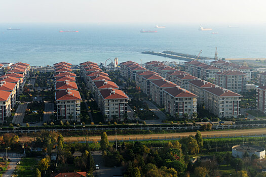 Россияне в 2021 году купили в Турции почти 5,4 тысячи квартир и домов