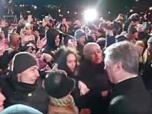 В администрации Порошенко объяснили казус с шапкой