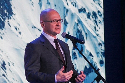 Кириенко оценил развитие российской интернет-отрасли в условиях санкций