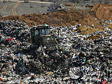 Жизнь в "мусорном ведре": свалка отходов наступает на село в Крыму