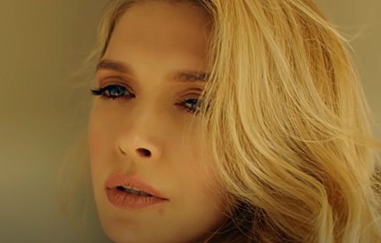 Веру Брежневу, снявшую кольцо, заподозрили в разводе с Меладзе