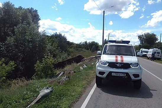 В российском регионе 17 человек пострадали в ДТП с опрокинувшимся автобусом