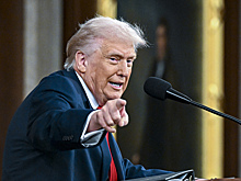 Эксперт объяснила маневр США рядом с Ираном двойной стратегией Трампа