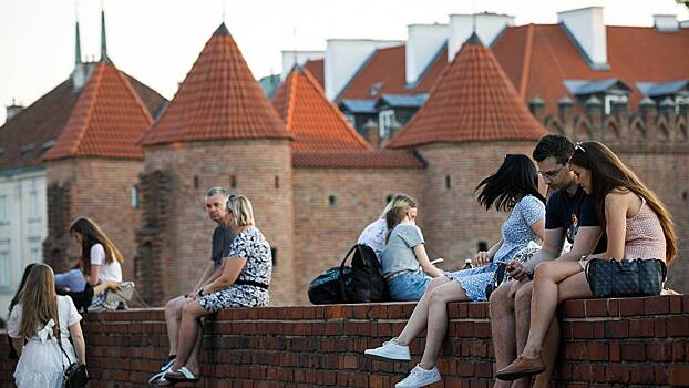 Тревел-блогер описал девушек в Европе фразой «красавицы с адского пляжа»