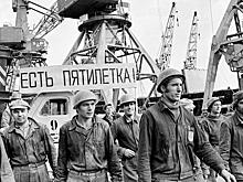Валентин Катасонов: Советские пятилетки – чему не грех поучиться у Сталина