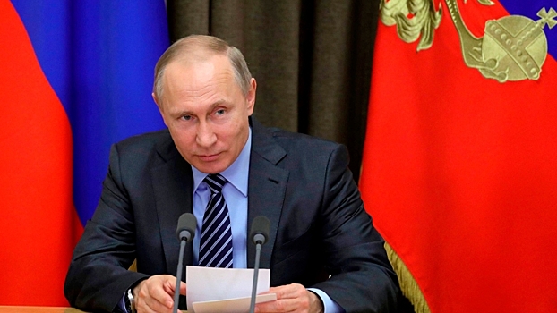 Путин поручил поддержать производство музыкальных инструментов