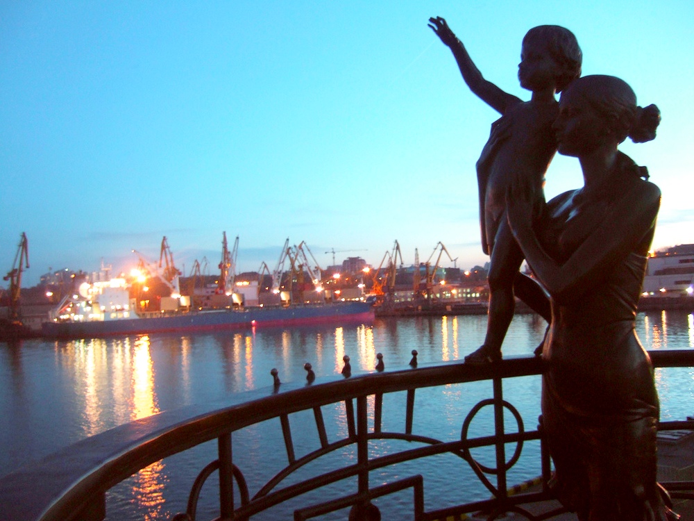 Памятник жене моряка, Одесса, Украина, Европа