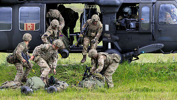 В НАТО объяснили расширение войск в Прибалтике
