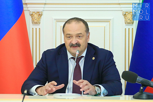 Сергей Меликов поставил задачи перед новым госсекретарем Хизри Абакаровым