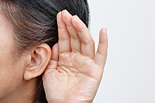 Ученые связали проблемы со слухом с риском развития деменции