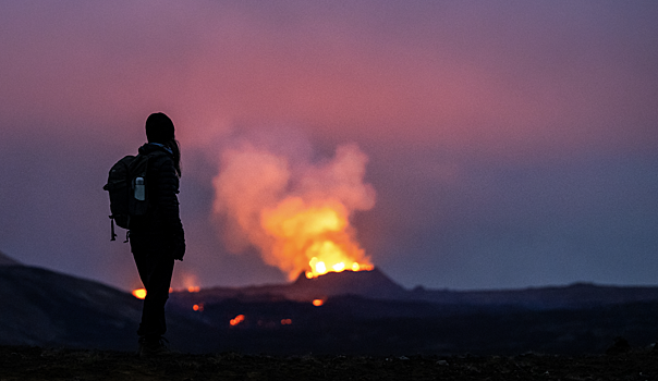 В Исландии объявили режим ЧС из-за землетрясений и угрозы извержения вулкана