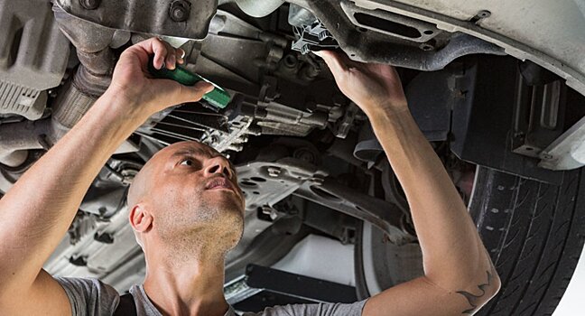 Чего категорически нельзя делать с автомобилем в преддверии холодов?