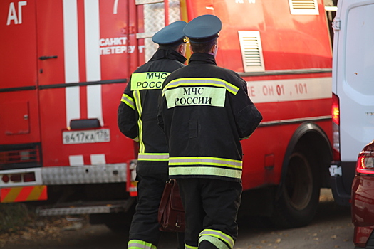 Пожар в Рубцовске Алтайского края охватил площадь в 900 «квадратов»