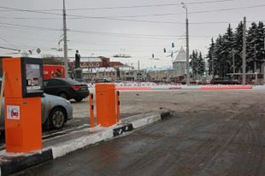 Платные парковки в Петербурге принесли казне убытки