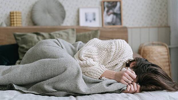 Когда не хочется вставать с кровати: как отличить осеннюю меланхолию от депрессии