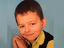 «Вальните его»: ОМОН с трудом оградил убийцу школьника от разъяренной толпы