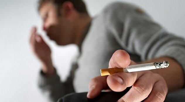 Несмотря на запреты, курение на рабочем месте остается проблемой