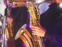 Общественник ГД Жгутова: Запад пытался развалить СССР с помощью джаза и моды