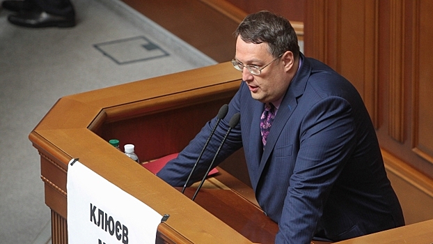 Геращенко показал отправленное за 2 минуты до смерти Вороненкова сообщение