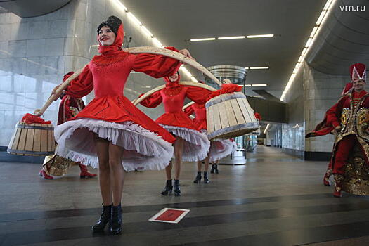 Артистки Большого Московского государственного цирка выступили на станции «Воробьевы горы»