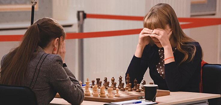 Гиря продолжает возглавлять таблицу Суперфинала чемпионата России по шахматам