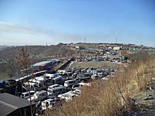 Торговцы автомобилями на «Зеленом углу» во Владивостоке готовы повысить цены