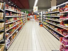«Ведомости»: рентабельность продуктовых сетей в РФ в 2022 году снизилась до 2,4%