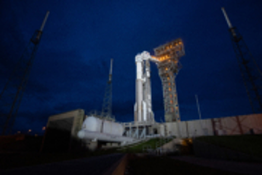 Американских астронавтов будут доставлять на МКС корабли компаний SpaceX и Boeing