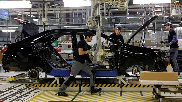 Силовики пришли на завод Toyota в Петербурге