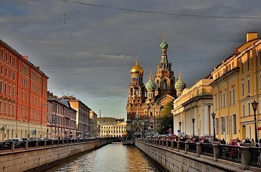 В Петербурге обсудят вопрос о месте проведения Рождественских ярмарок