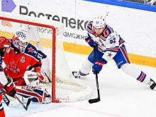 Эту песню запевает молодежь. Победу СКА принес Василий Подколзин